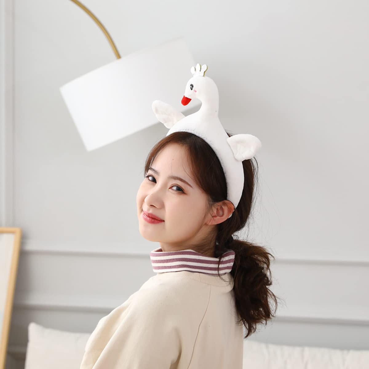 Amazon | Edostree 白鳥カチューシャ ふわふわカチューシャ コスプレ